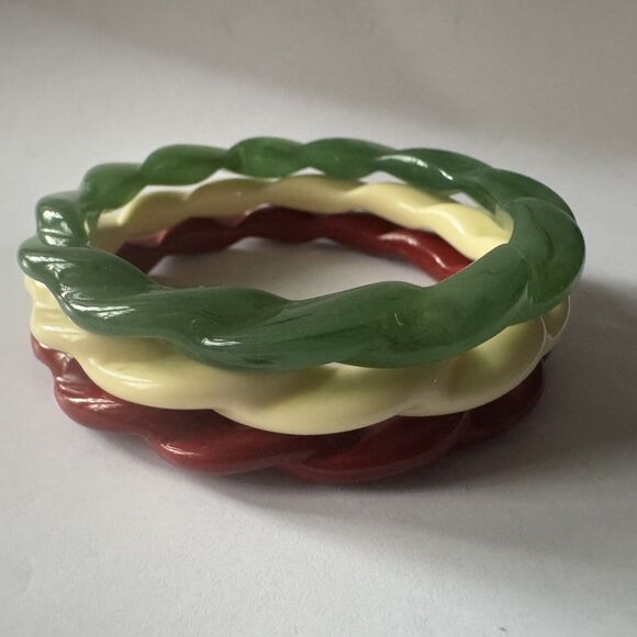 VTG AVON Color Go Round Twisted Lucite Bangle Bracelet Set Of 3 Green Red White - Picture 3 of 12